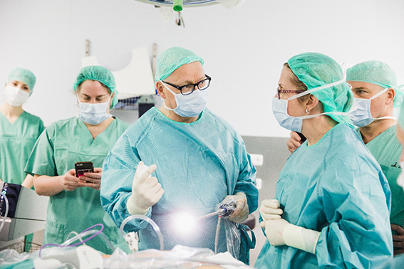Ärzte in einer Operation