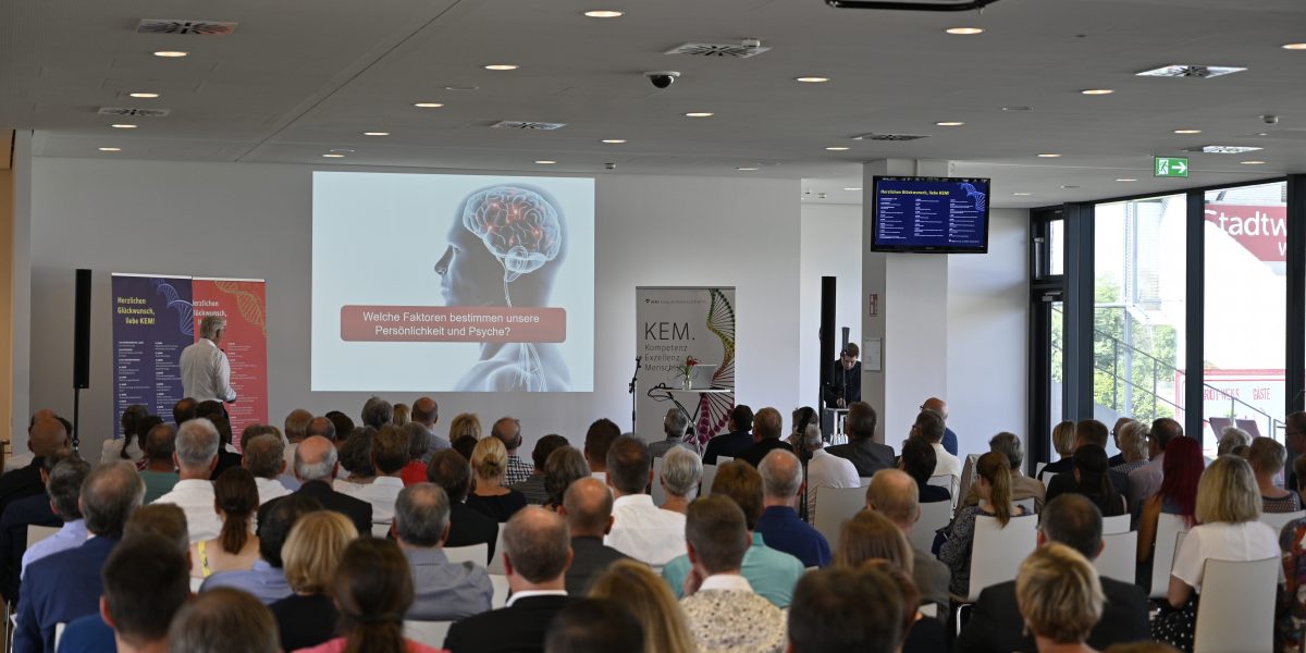 Ein Vortrag vor Publikum; Thema: 